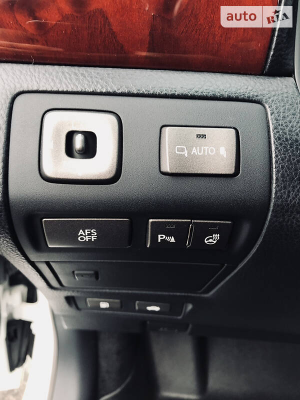 Седан Lexus LS 2008 в Сумах