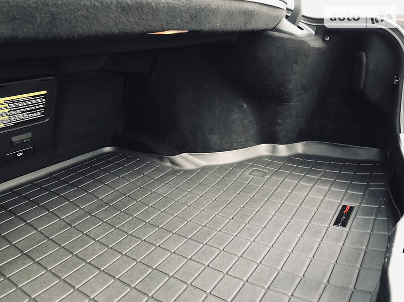 Седан Lexus LS 2008 в Сумах