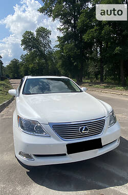 Седан Lexus LS 2009 в Кропивницком