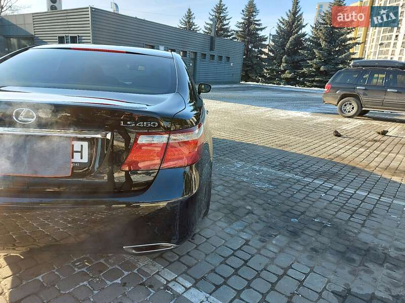 Седан Lexus LS 2008 в Ивано-Франковске