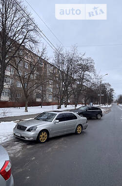 Седан Lexus LS 2001 в 
