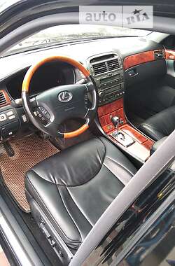 Седан Lexus LS 2004 в Запорожье