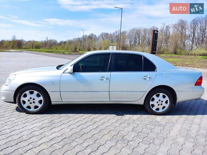 Седан Lexus LS 2002 в Желтых Водах