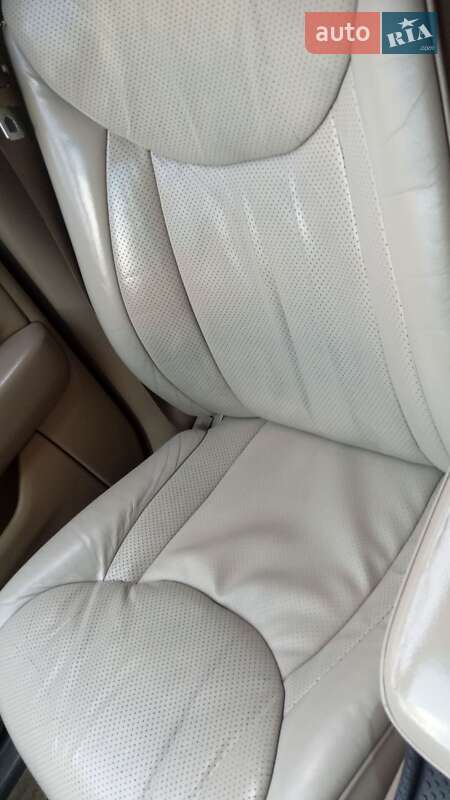 Седан Lexus LS 2002 в Желтых Водах