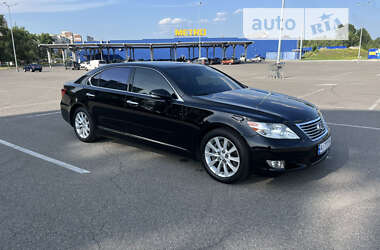 Седан Lexus LS 2010 в 