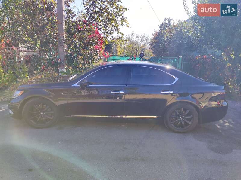 Седан Lexus LS 2007 в Дніпрі
