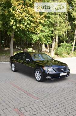 Седан Lexus LS 2008 в Києві