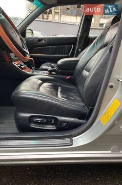 Седан Lexus LS 2000 в Дунаївцях