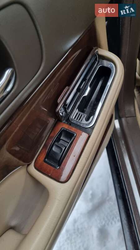 Седан Lexus LS 1994 в Киеве