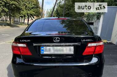 Седан Lexus LS 2008 в Кривом Роге