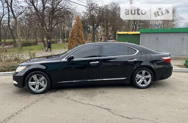 Седан Lexus LS 2008 в Миколаєві