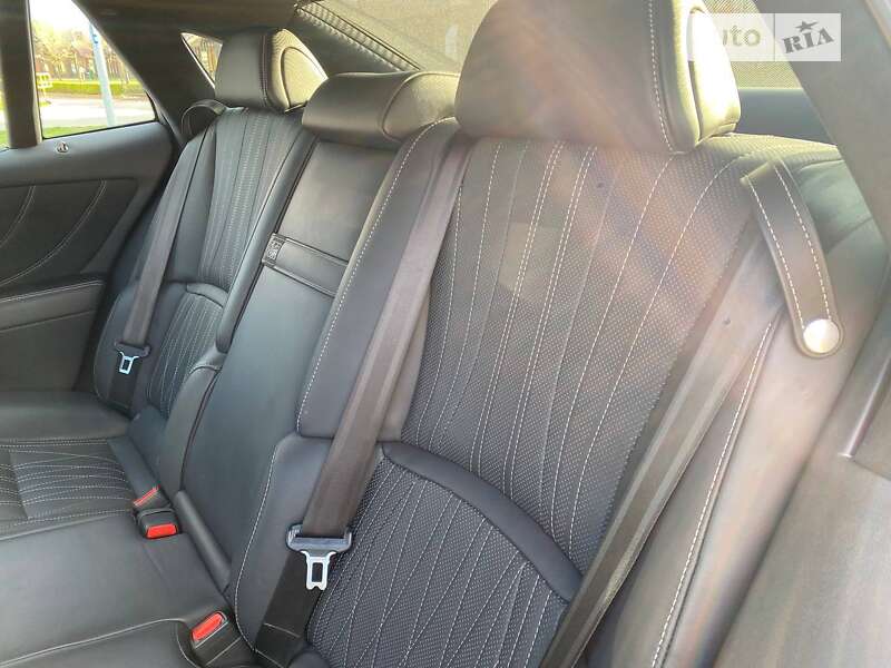 Седан Lexus LS 2018 в Киеве