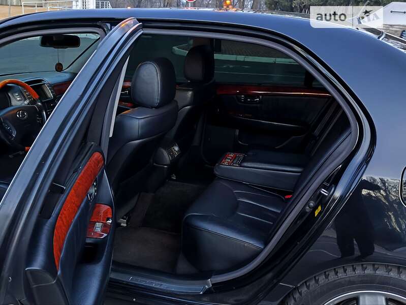 Седан Lexus LS 2005 в Одессе