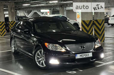 Седан Lexus LS 2007 в Киеве