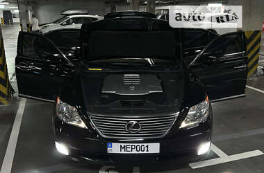 Седан Lexus LS 2007 в Киеве