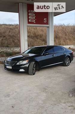 Седан Lexus LS 2007 в Тернополі