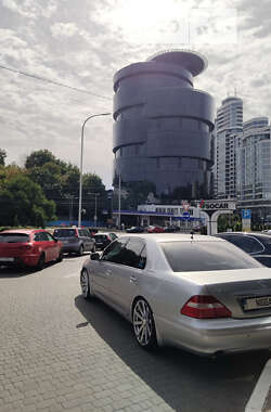 Седан Lexus LS 2003 в Киеве