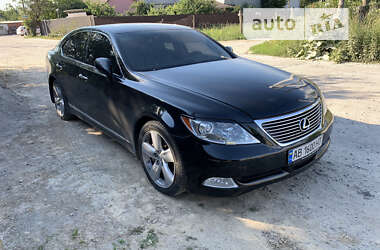 Седан Lexus LS 2007 в Виннице