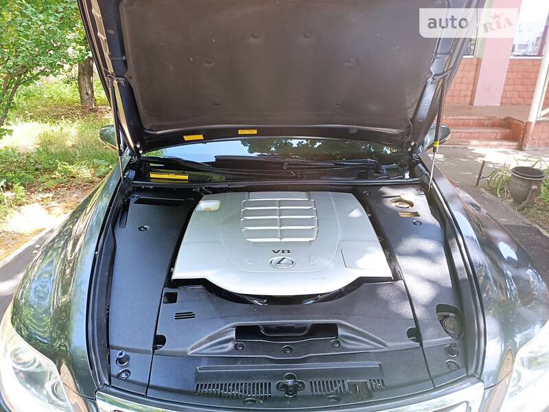 Седан Lexus LS 2011 в Одессе