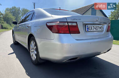 Седан Lexus LS 2007 в Киеве