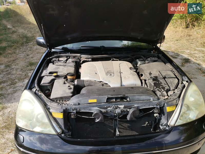 Седан Lexus LS 2003 в Василькове