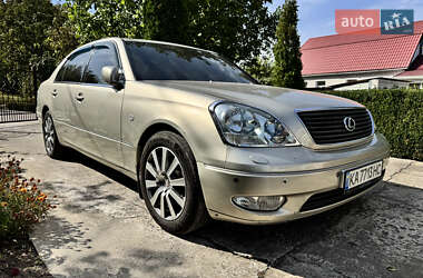 Седан Lexus LS 2002 в Вышгороде