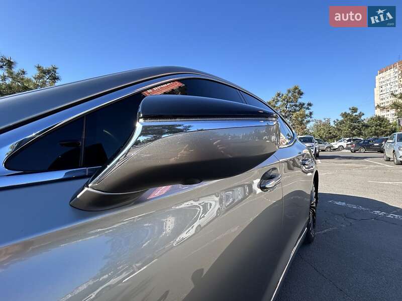 Седан Lexus LS 2018 в Одессе