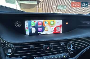 Седан Lexus LS 2018 в 