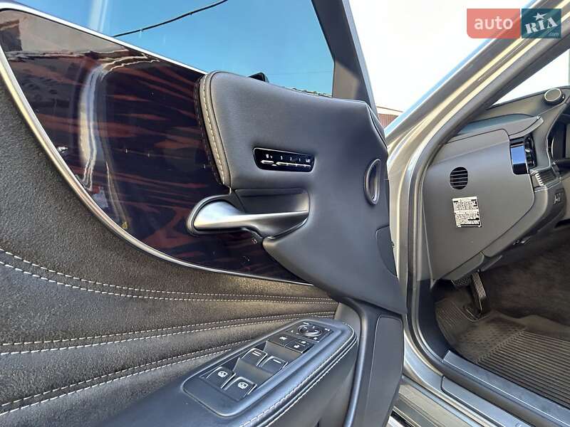 Седан Lexus LS 2018 в Одессе