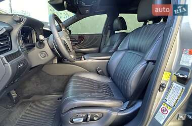Седан Lexus LS 2018 в 