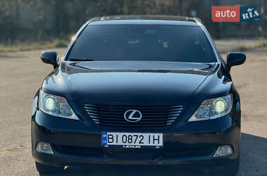 Седан Lexus LS 2006 в Калуше