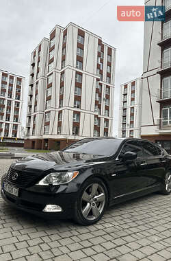 Седан Lexus LS 2008 в 