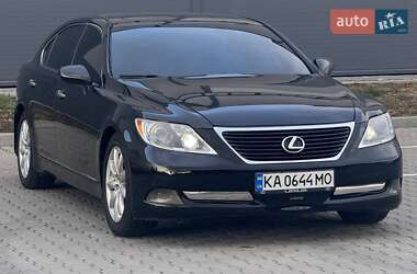 Седан Lexus LS 2007 в Івано-Франківську