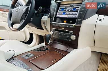 Седан Lexus LS 2011 в Києві