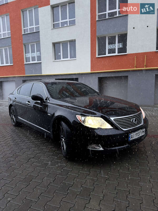 Седан Lexus LS 2007 в Івано-Франківську