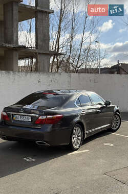 Седан Lexus LS 2010 в Киеве