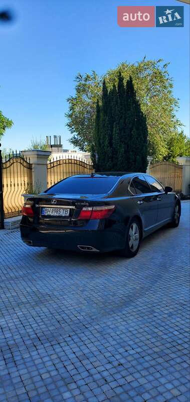 Седан Lexus LS 2007 в Одессе