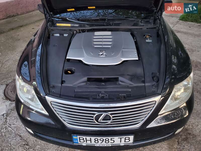 Седан Lexus LS 2007 в Одессе