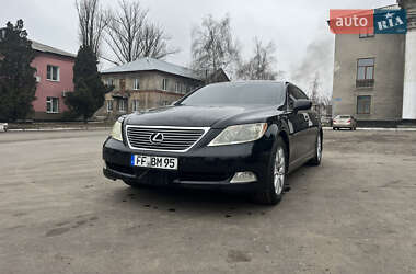 Седан Lexus LS 2008 в Доброполье