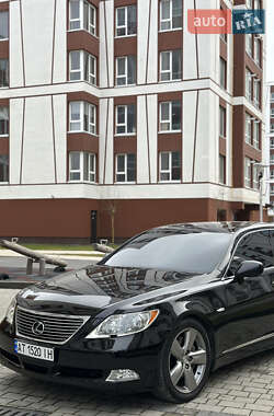 Седан Lexus LS 2008 в 