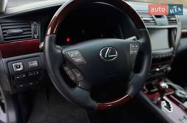 Седан Lexus LS 2009 в Ужгороде