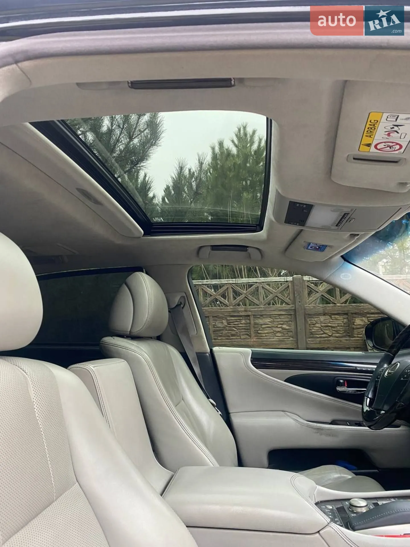 2013 Lexus LS - мініатюра 16
