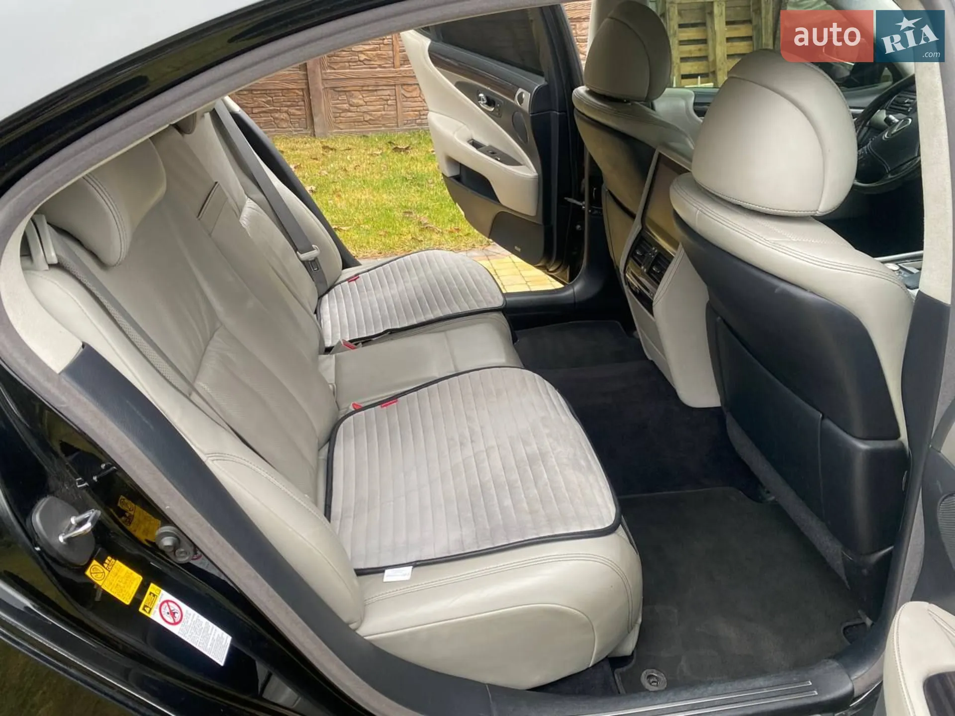 2013 Lexus LS - мініатюра 18
