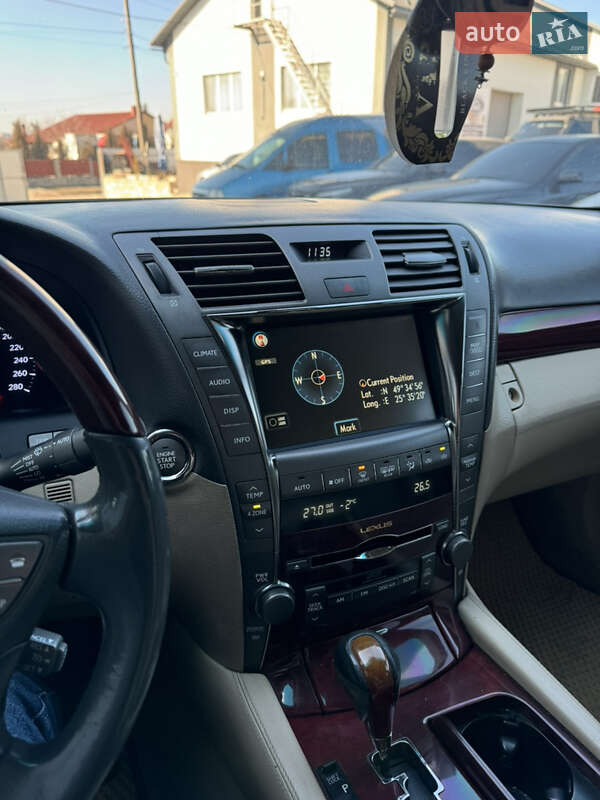 Седан Lexus LS 2007 в Тернополе