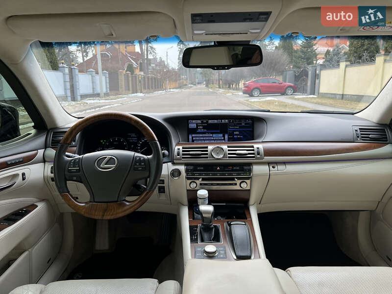 Седан Lexus LS 2014 в Черкасах