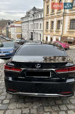 Седан Lexus LS 2017 в Киеве