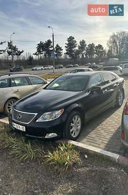 Седан Lexus LS 2008 в 
