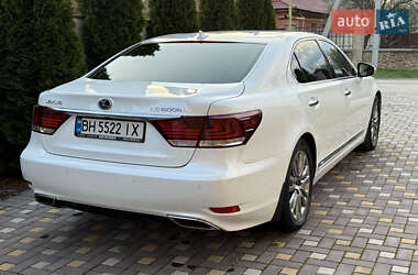 Седан Lexus LS 2013 в 
