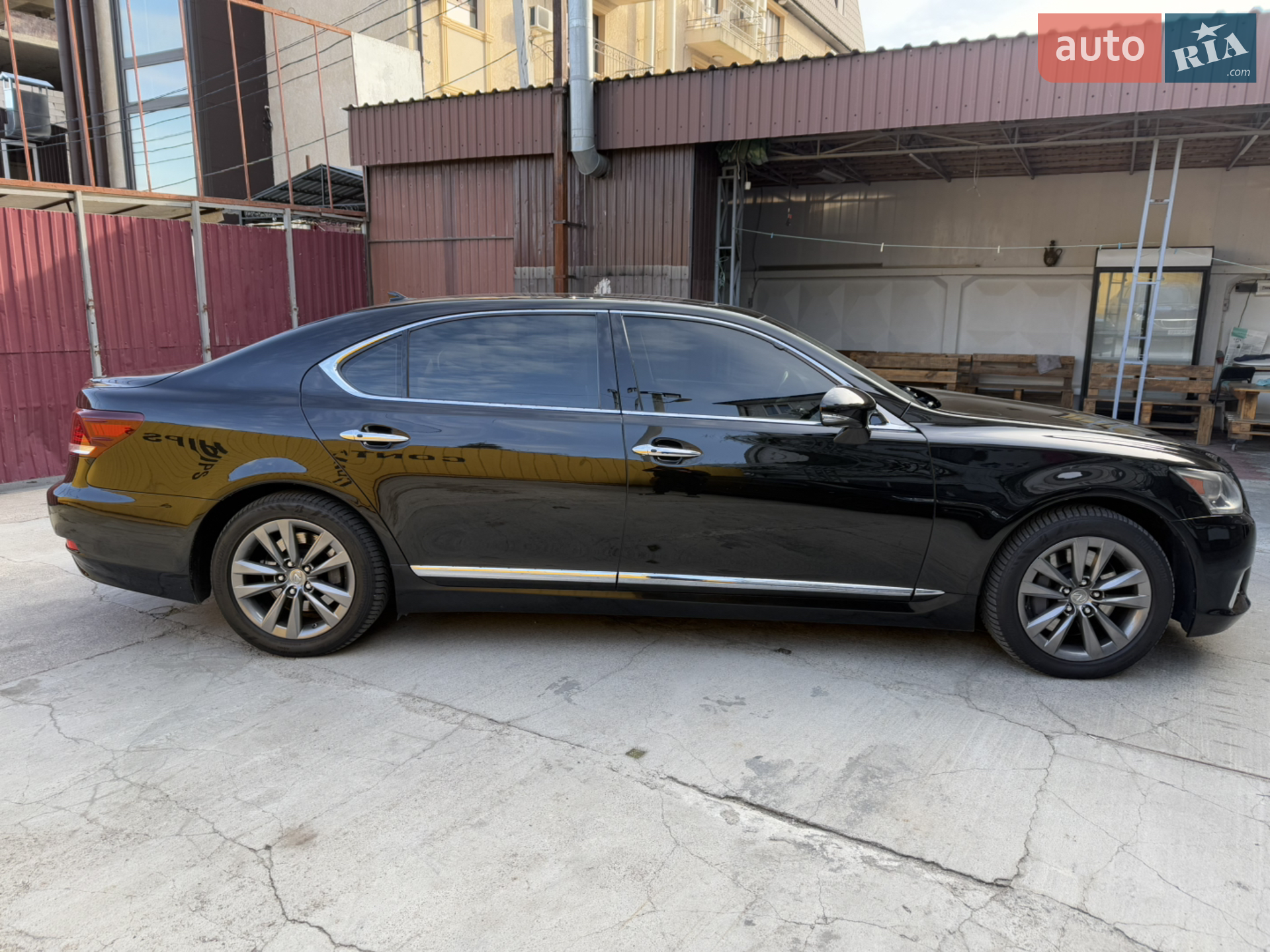 2012 Lexus LS - мініатюра 4