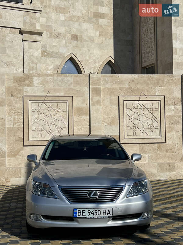 Седан Lexus LS 2007 в Одесі